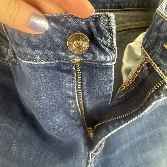 L.L. Bean Classic Fit Straight Petite Jeans - Picture 8 of 10